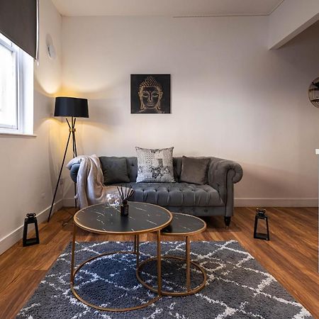 Manhattan Luxury Suites Bradford  Room photo